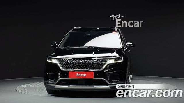 Kia Carnival 2022 — ფოტო 3/20