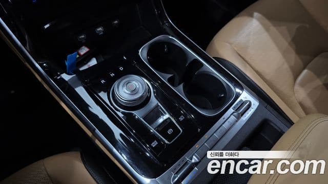 Kia Carnival 2022 — ფოტო 9/20