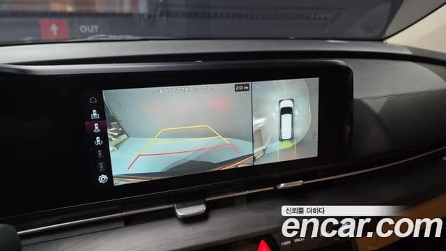 Kia Carnival 2022 — ფოტო 15/20