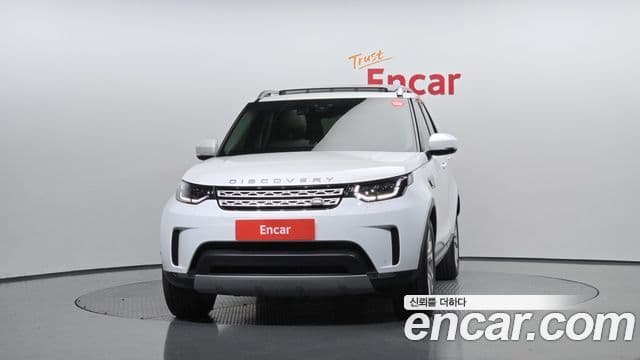 Land Rover Discovery 5 2019 — ფოტო 3/20