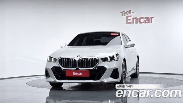 BMW 5 Series 2024 — ფოტო 3/20