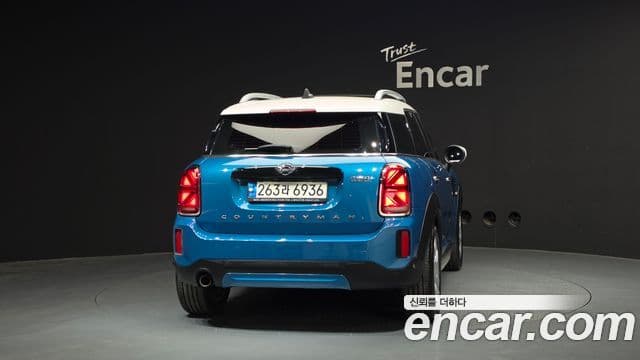 Mini Cooper Countryman 2021 — Фото 4/20