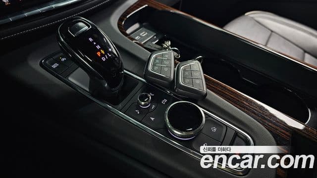 Cadillac Escalade 2022 — ფოტო 9/20