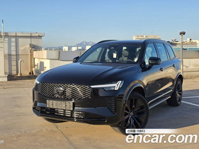 Volvo XC90 2026 — Şəkil 1/11