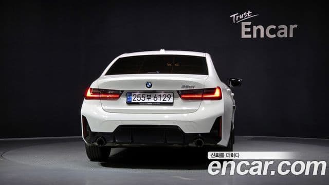 BMW 3 Series 2024 — ფოტო 4/20
