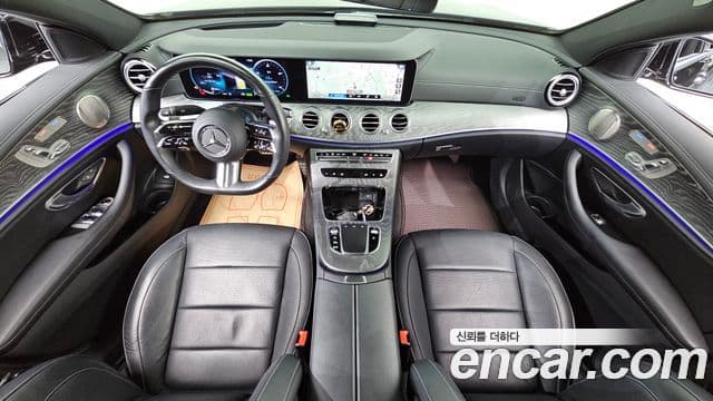 Mercedes-Benz E-Class 2022 — ფოტო 10/20