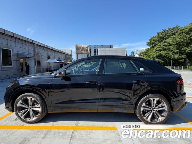 Audi Q7 2026 — Фото 2/18
