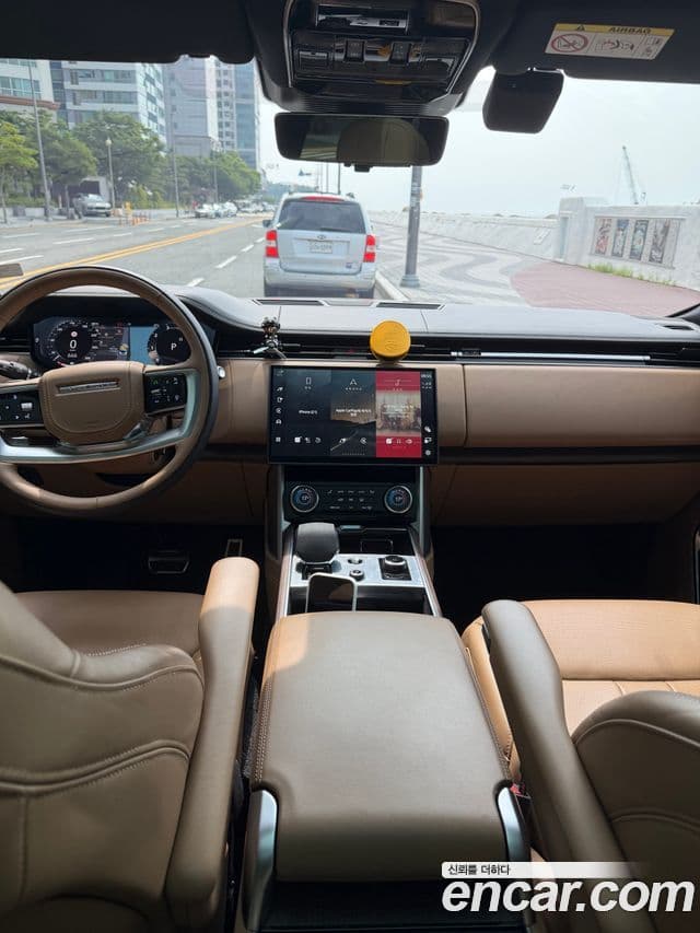 Land Rover Range Rover 2023 — Şəkil 9/10