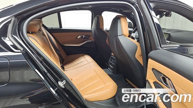 BMW 3 Series 2021 — Şəkil 12/20