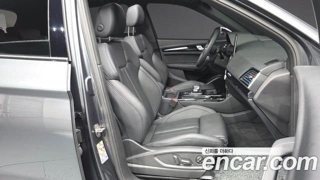 Audi Q5 2024 — Фото 11/20