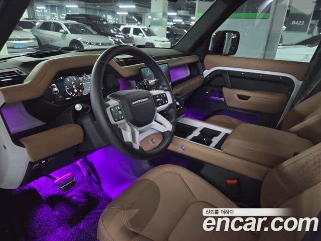 Land Rover Defender 2025 — Фото 6/20