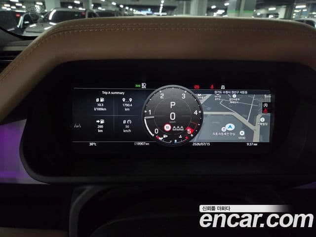 Land Rover Defender 2025 — Фото 8/20