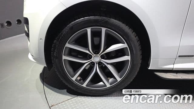 Land Rover Range Rover Sport 2024 — Фото 4/20