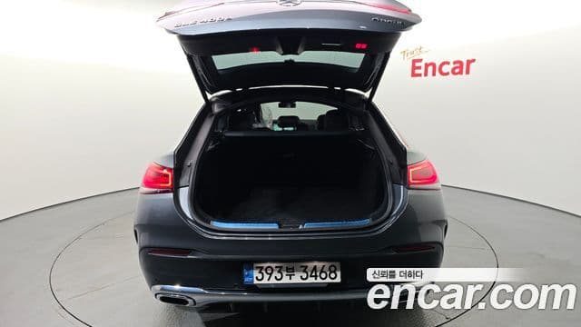 Mercedes-Benz GLE-Class 2021 — ფოტო 20/20