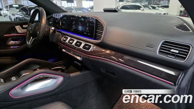 Mercedes-Benz GLE-Class 2022 — Фото 12/17