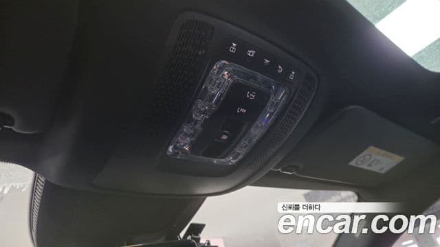 Mercedes-Benz GLE-Class 2022 — Фото 16/17