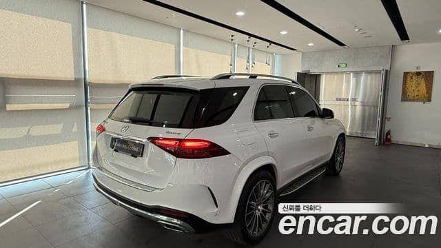 Mercedes-Benz GLE-Class 2025 — ფოტო 1/19