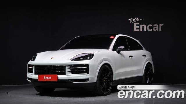 Porsche Cayenne 2023 — Фото 9/20