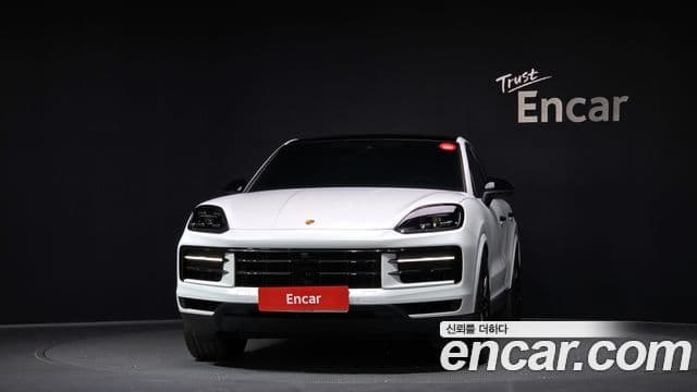 Porsche Cayenne 2023 — Фото 2/20