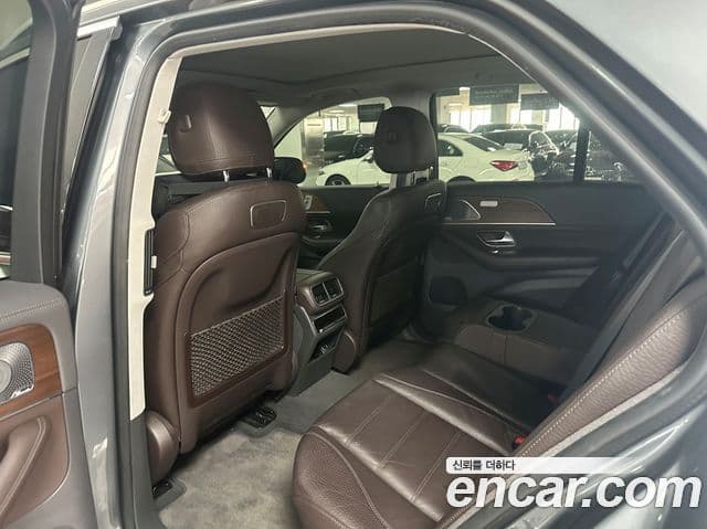 Mercedes-Benz GLE-Class 2020 — ფოტო 9/17