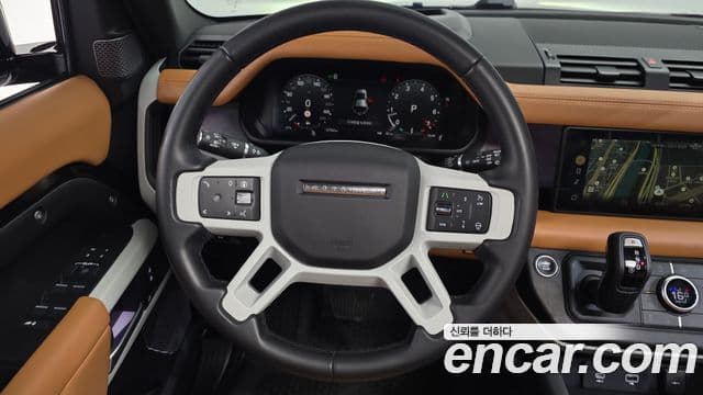 Land Rover Defender 2024 — ფოტო 13/20
