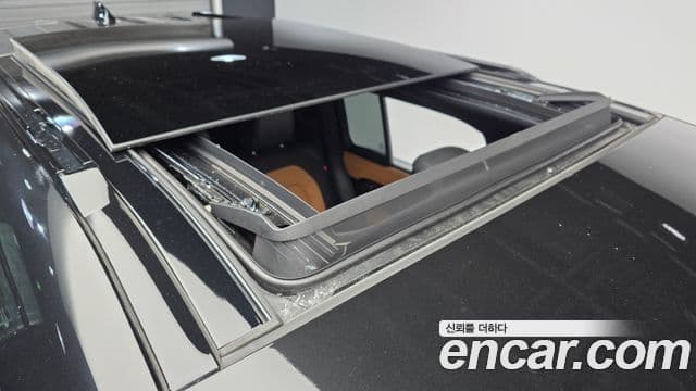 Land Rover Defender 2024 — ფოტო 19/20