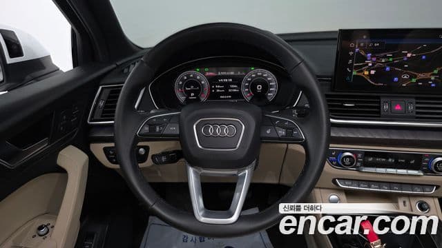 Audi Q5 2023 — ფოტო 13/20