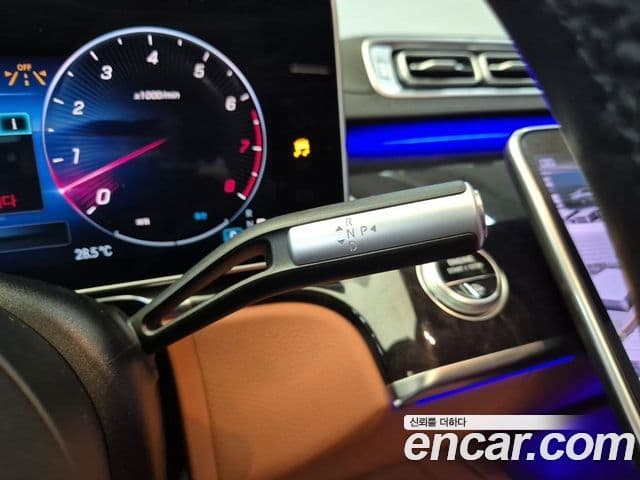 Mercedes-Benz S-Class 2021 — ფოტო 7/18