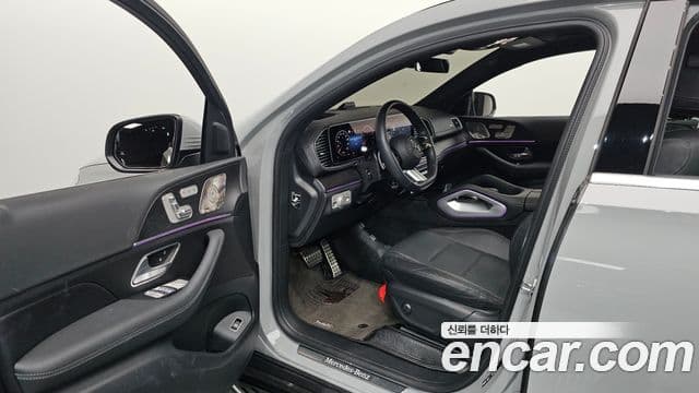 Mercedes-Benz GLE-Class 2025 — Фото 10/20