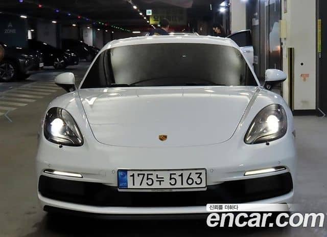 Porsche 718 Cayman, 2022