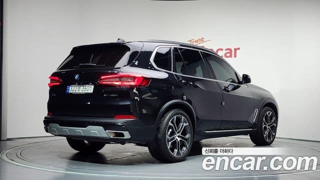 BMW X5 2023 — Фото 2/20