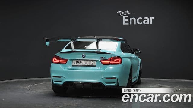 BMW M4 2018 — Şəkil 4/20