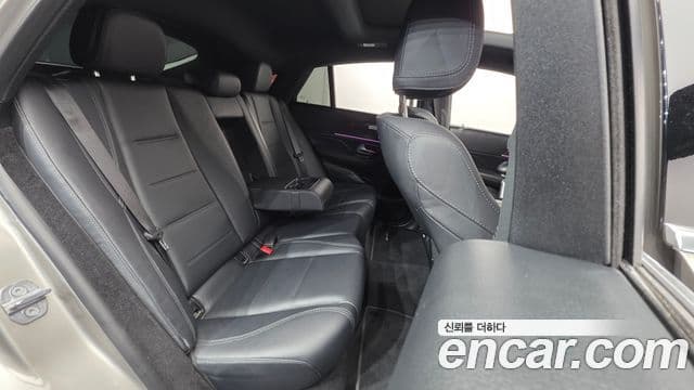 Mercedes-Benz GLE-Class 2021 — Şəkil 19/20