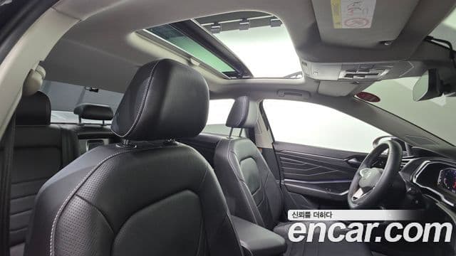 Volkswagen Jetta 2023 — Şəkil 20/20