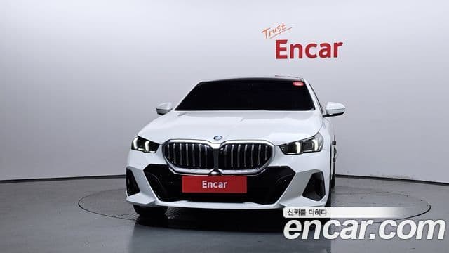 BMW 5 Series 2024 — ფოტო 3/20