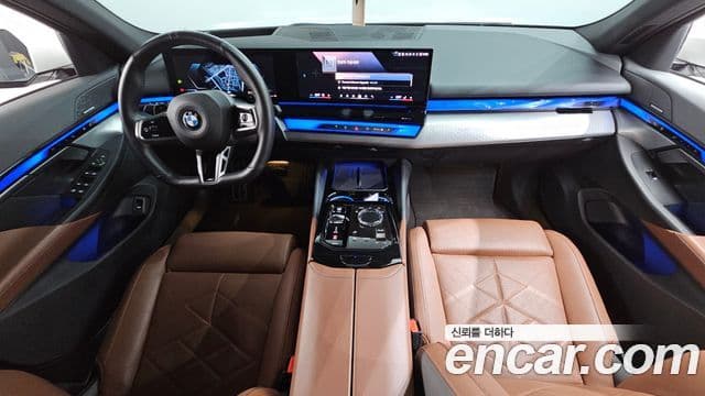 BMW 5 Series 2024 — ფოტო 7/20