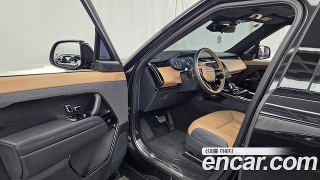 Land Rover Range Rover Sport 2024 — Фото 10/20