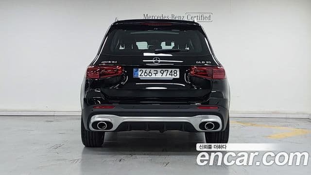 Mercedes-Benz GLB-Class 2025 — ფოტო 4/17