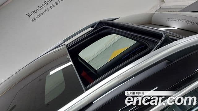 Mercedes-Benz GLB-Class 2025 — ფოტო 12/17