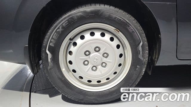 Hyundai Staria 2022 — ფოტო 5/20
