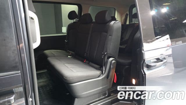 Hyundai Staria 2022 — ფოტო 12/20