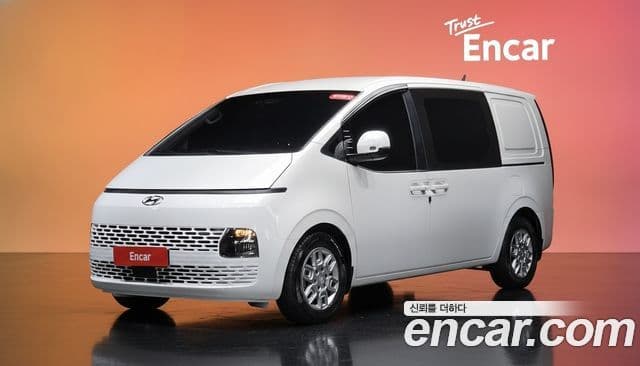 Hyundai Staria 2022 — ფოტო 1/20