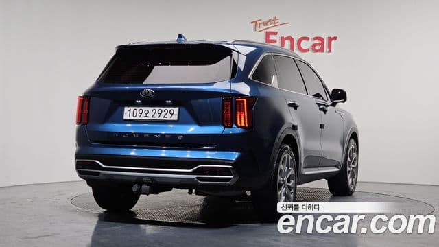 Kia Sorento 2020 — ფოტო 2/20