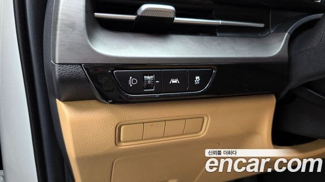 Kia Carnival 2022 — ფოტო 16/20