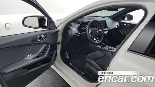 BMW 1 Series 2025 — ფოტო 9/20