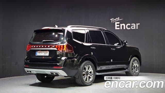 Kia Mohave The Master 2023 — ფოტო 2/20