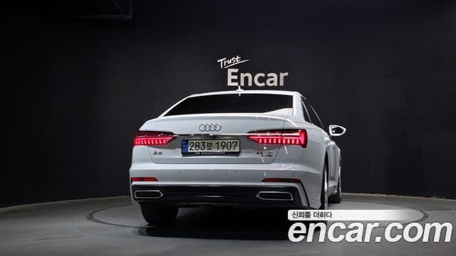 Audi A6 2021 — ფოტო 4/20