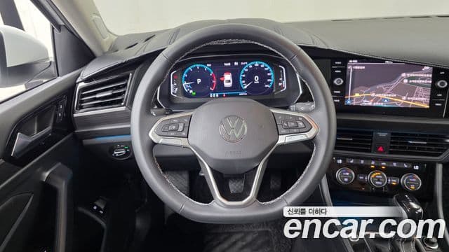 Volkswagen Jetta 2023 — Şəkil 13/20
