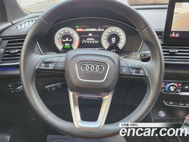 Audi Q5 2022 — ფოტო 13/20