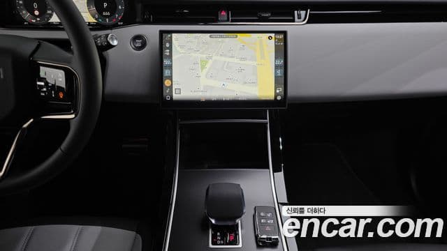 Land Rover Range Rover Evoque 2026 — Фото 14/20